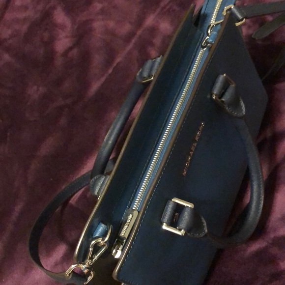 Michael Korda blue crossbody purse